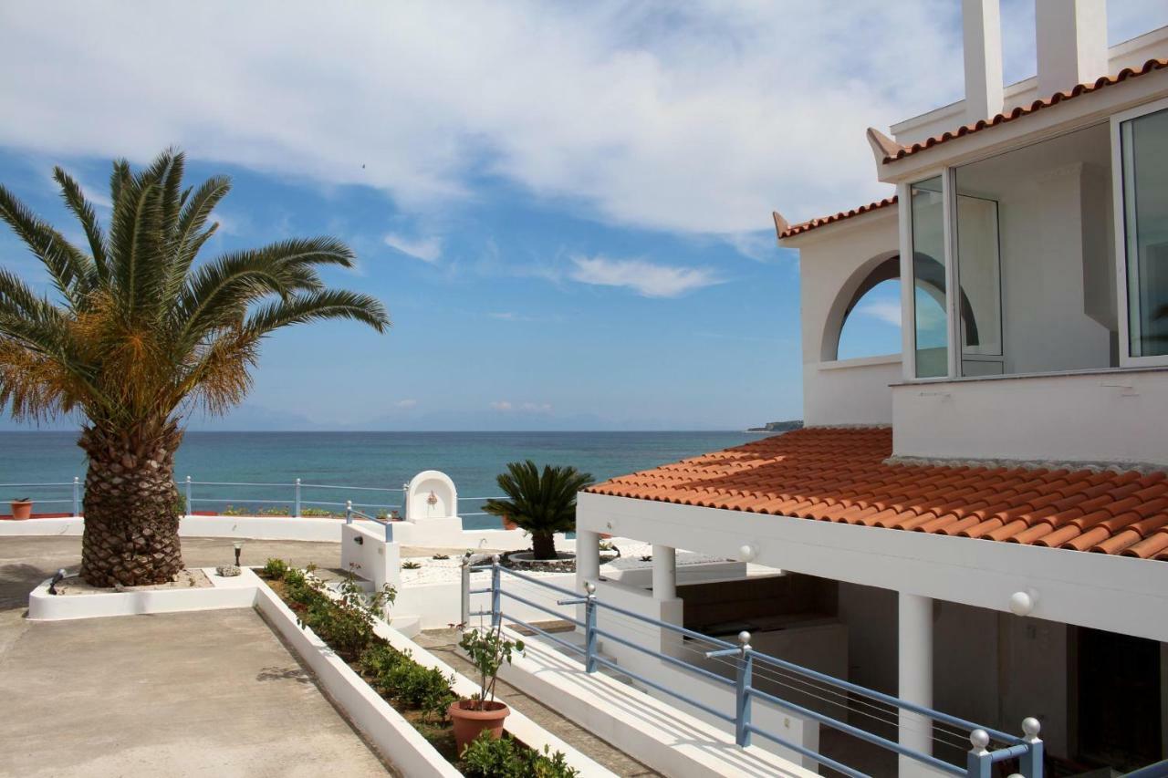 Apartament El Mar Kómboi Zewnętrze zdjęcie